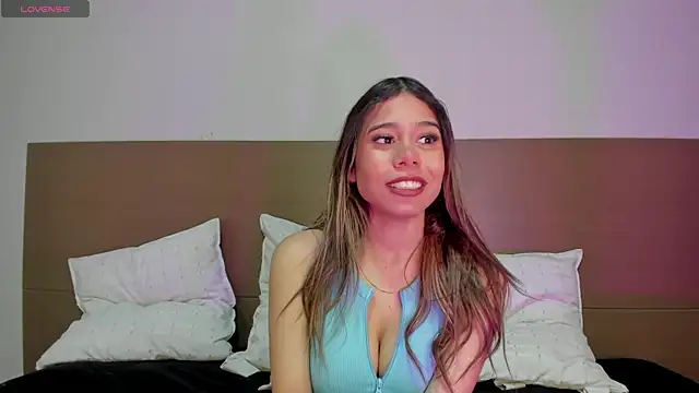 Rachell criss online show from April 2026 04:17:02 AM