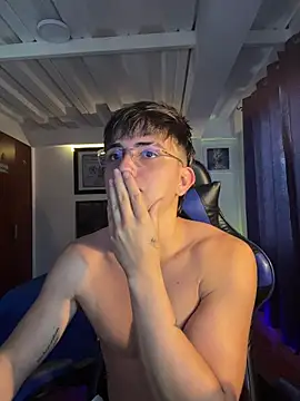 Justin trevor1 online show from October 2025 11:21:02 AM