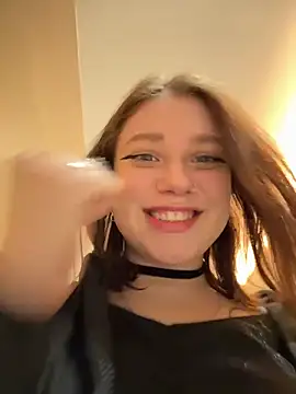 lucy-joy online show from February 2026 11:36:02 AM