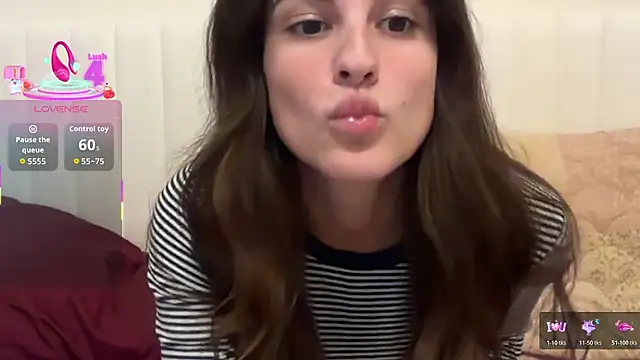 heyitsmadig online show from November 2025 07:45:02 PM