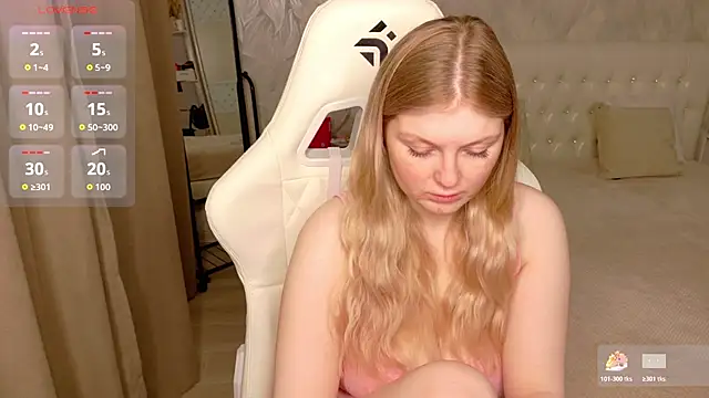 AmeliaDiamond online show from April 2026 10:43:02 PM