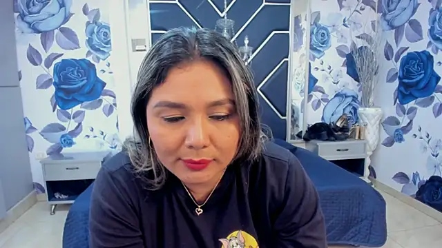 LatinaHoleQueen online show from October 2025 02:26:01 PM