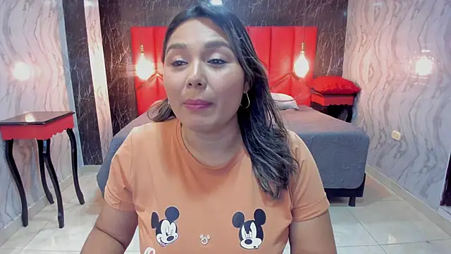 LatinaHoleQueen online show from December 2025 02:37:02 PM