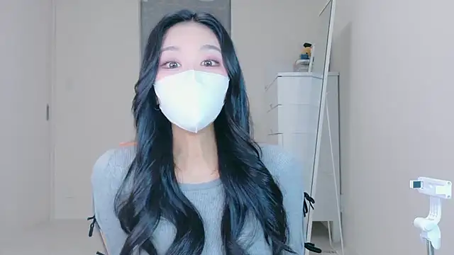 Snapshot of ramuchan_desu chatting on April 2026 12:16:02 AM ramuchan desu online show from April 2026 12:16:02 AM