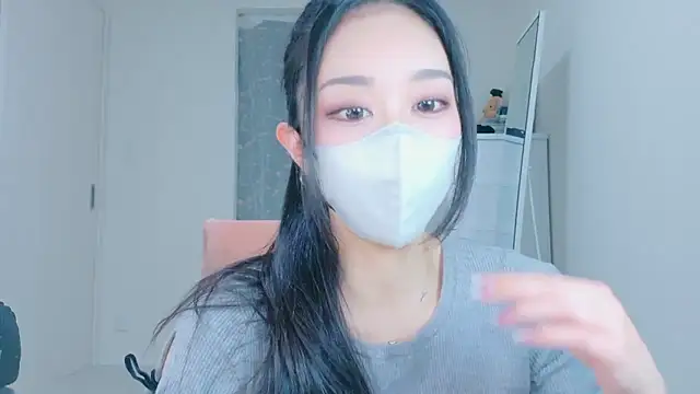 Snapshot of ramuchan_desu chatting on May 2026 12:17:02 AM ramuchan desu online show from May 2026 12:17:02 AM