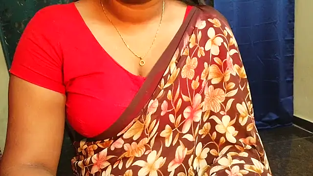 Snapshot of Pavani-Sexy chatting on June 2026 03:49:01 AM Pavani-Sexy online show from June 2026 03:49:01 AM