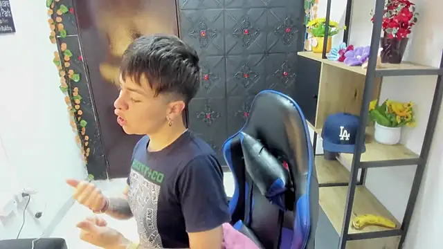  Hannah Hot online show from April 2026 02:28:01 AM