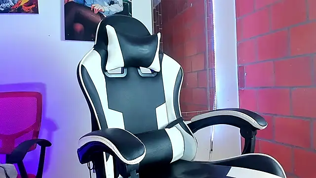 briamhoconor xh online show from March 2026 04:49:01 AM