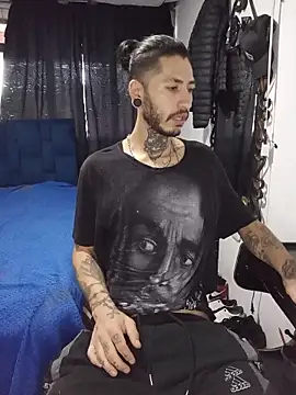 Snapshot of Tattoboy19cm chatting on July 2026 10:36:01 PM Tattoboy19cm online show from July 2026 10:36:01 PM