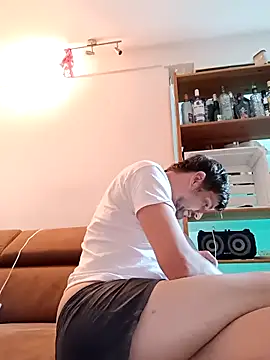 Snapshot of a7ex chatting on September 2025 11:32:01 AM a7ex online show from September 2025 11:32:01 AM