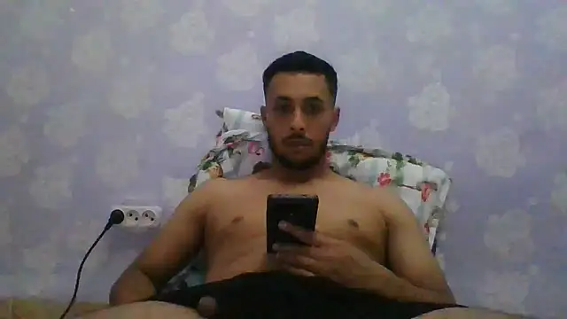 Naymik911 online show from June 2026 12:37:01 AM