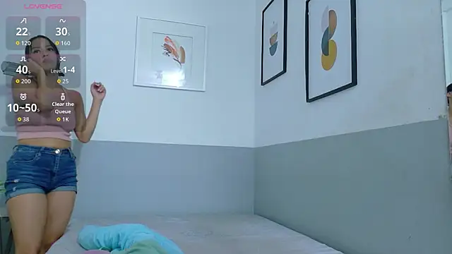 cutepetitee online show from June 2026 07:30:02 PM