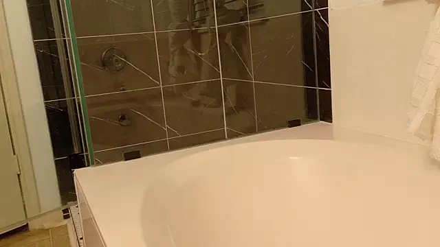 danoo84 online show from November 2025 05:29:02 AM