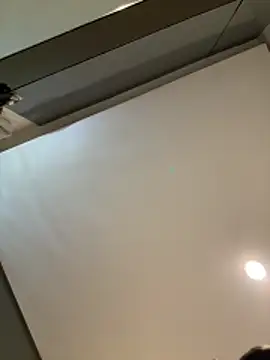 tarantan1993 online show from April 2026 09:23:01 PM