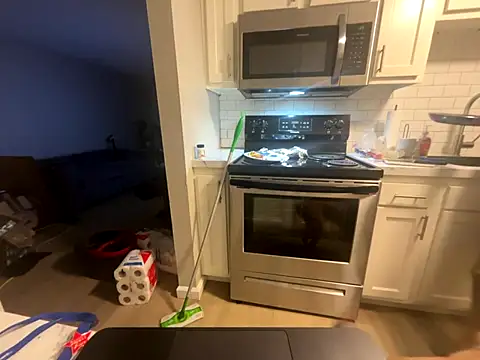 Juicystorm online show from October 2025 02:34:01 AM