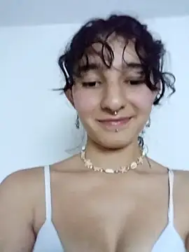 Snapshot of LuaBusch chatting on January 2026 05:44:01 AM LuaBusch online show from January 2026 05:44:01 AM