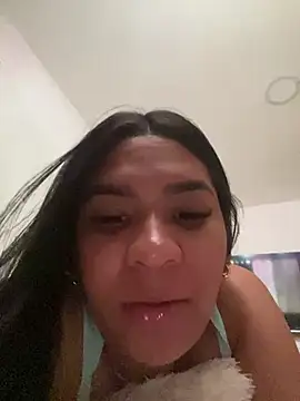 Penelophe01 online show from April 2026 05:35:01 PM