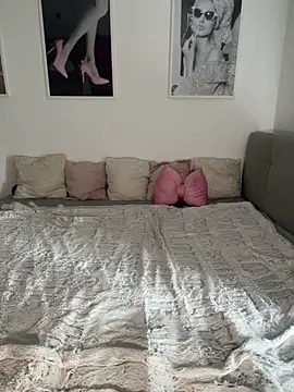  Lilly angel online show from April 2026 01:41:02 PM