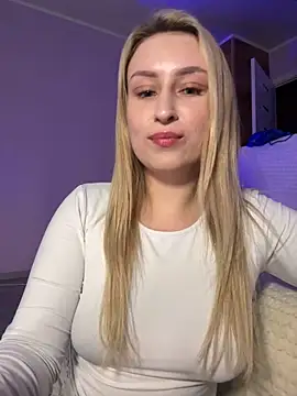 KassandraTress online show from May 2026 06:37:01 PM