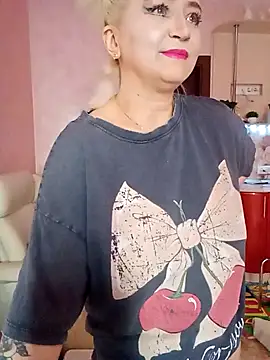 SquirtMilf00 online show from March 2026 04:18:01 AM