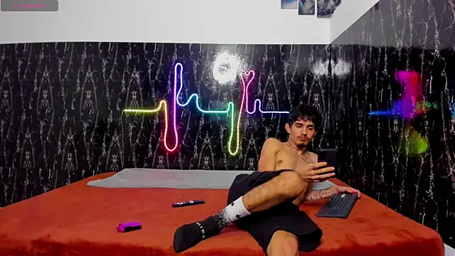 nextboywell1 online show from December 2025 01:40:02 PM