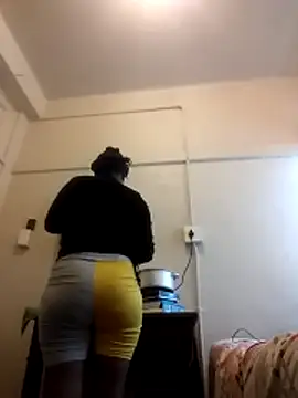 AcetousAbb online show from November 2025 04:29:02 PM