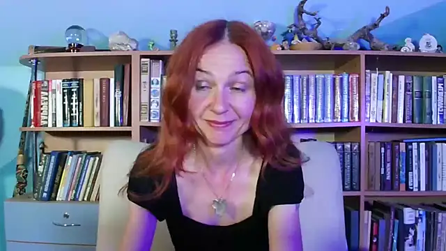 Foxilady357 online show from May 2026 02:24:02 PM