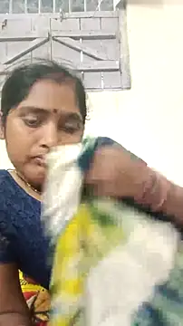 Guriya0076 online show from April 2026 12:31:01 PM