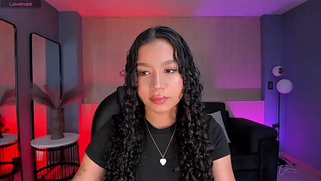 SophieHouston  online show from September 2025 11:06:02 PM