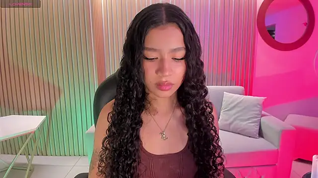 SophieHouston  online show from October 2025 03:37:02 AM