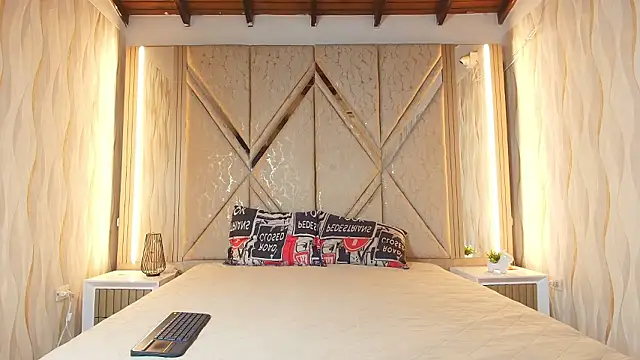 Hotcouple 222 online show from March 2026 07:25:02 AM