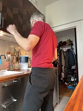 SexyLeon8 online show from April 2026 07:31:01 AM