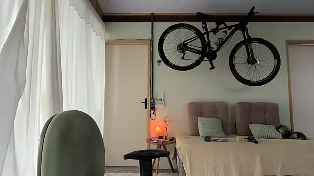 deusaludovica online show from July 2026 03:56:01 PM