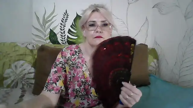 Snapshot of Catty_Lady chatting on July 2026 08:26:02 PM Catty Lady online show from July 2026 08:26:02 PM