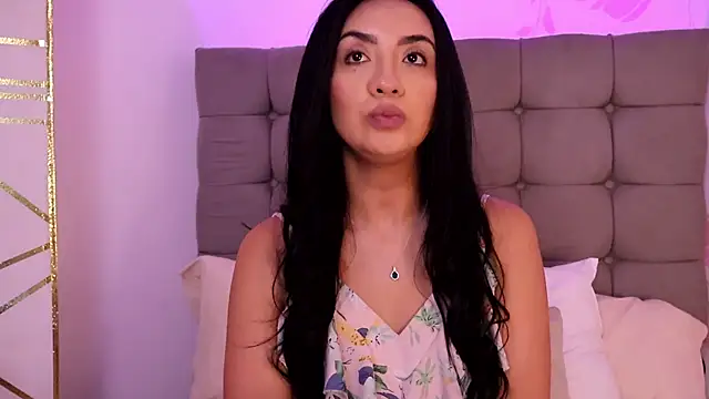ana riveros online show from July 2026 01:47:02 PM