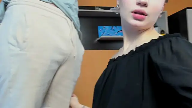 Snapshot of SammySccott chatting on March 2026 07:31:01 AM SammySccott online show from March 2026 07:31:01 AM