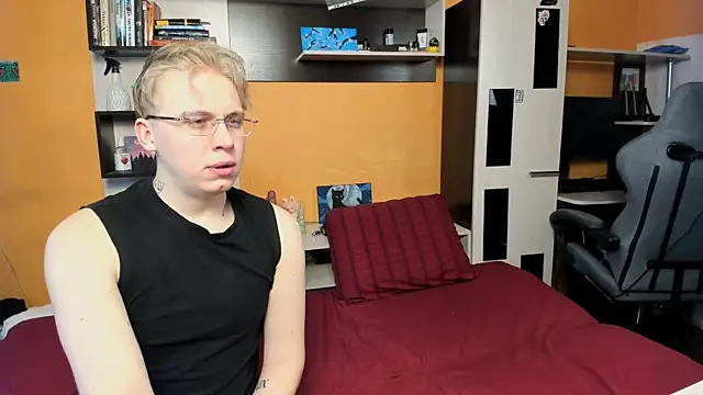 Snapshot of SammySccott chatting on April 2026 06:18:01 AM SammySccott online show from April 2026 06:18:01 AM