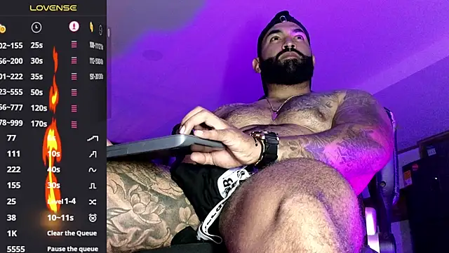 Snapshot of Max-prada chatting on May 2026 02:41:02 AM Max-prada online show from May 2026 02:41:02 AM