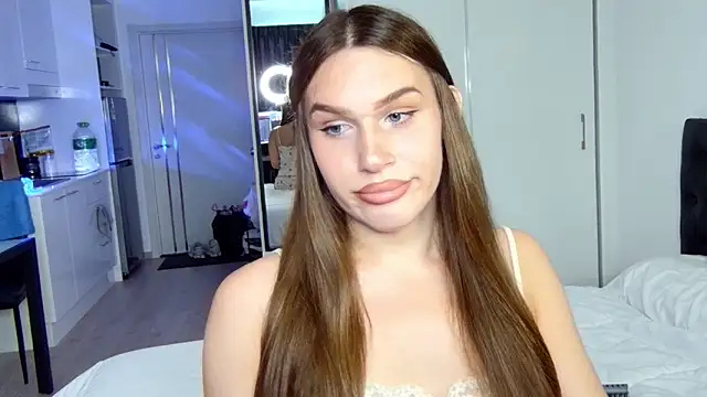 franzeva online show from April 2026 09:15:01 AM