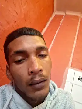 Zinedean24 online show from April 2026 01:57:02 PM