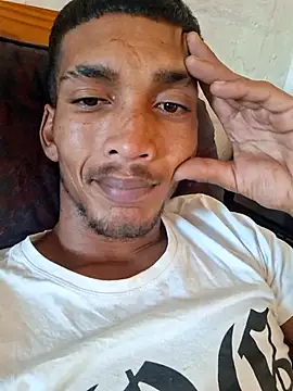 Zinedean24 online show from April 2026 03:25:01 PM