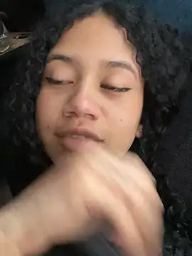 jadee8 online show from March 2026 07:17:01 PM