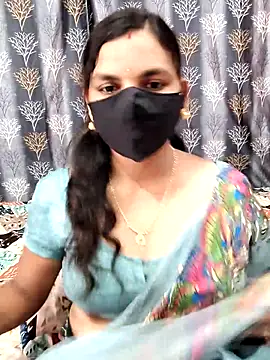Snapshot of Lalitha-1995 chatting on July 2026 05:57:01 AM Lalitha-1995 online show from July 2026 05:57:01 AM
