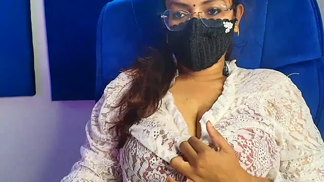 Snapshot of Anjalistar chatting on July 2026 12:40:01 PM Anjalistar online show from July 2026 12:40:01 PM