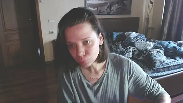 Snapshot of enchanting_chloe chatting on November 2025 10:14:01 AM enchanting chloe online show from November 2025 10:14:01 AM