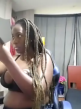 Snapshot of MONIQUE-LAMOUR chatting on May 2026 10:04:02 PM MONIQUE-LAMOUR online show from May 2026 10:04:02 PM