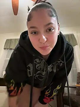 babykalirose online show from February 2026 02:32:01 AM