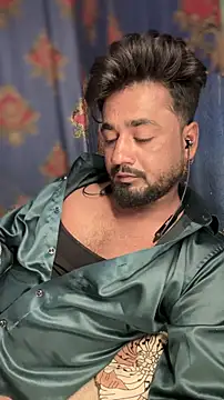 Munny6677 online show from February 2026 05:33:01 PM