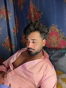 Munny6677 online show from March 2026 06:44:01 PM