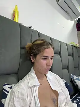 AllieYourGirl online show from April 2026 12:22:01 AM